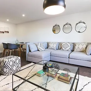  Appartement Benfica Iii By Homing