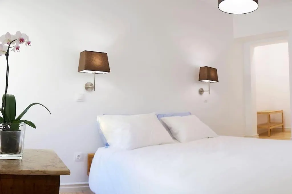 Two Bedroom Apt In Historic Location! Close To The River Lisboa 0*,